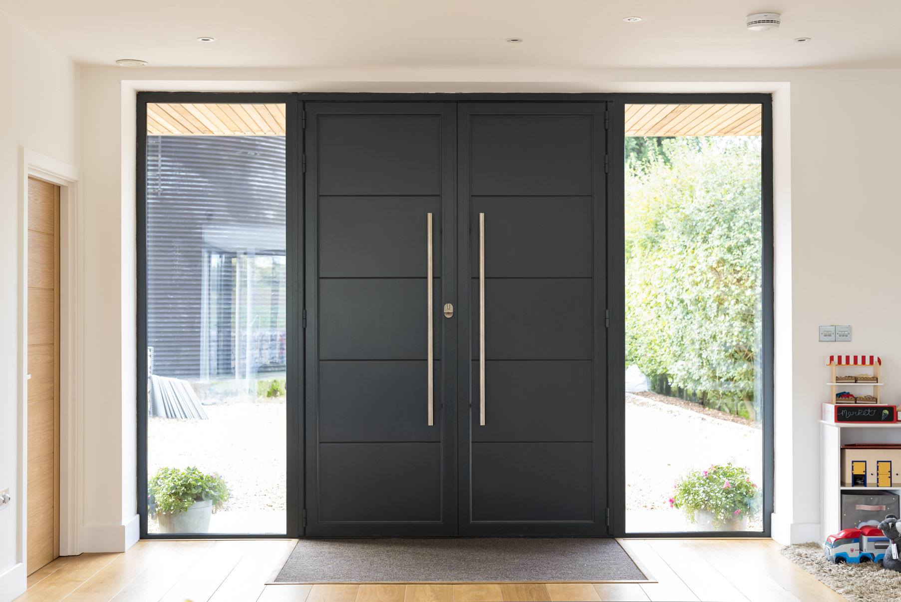 Aluminium Front And Back Doors Suppliers In London Doorwins Aluminium Front And Back Doors Suppliers In London Doorwins